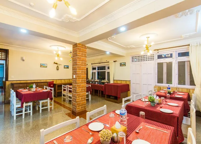 Hotel Acme 2*
